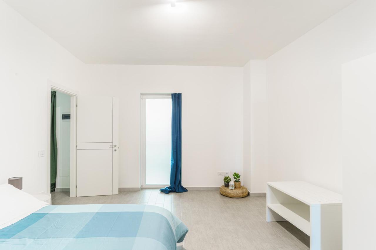 Aparthotel Le Marine Bisceglie Exterior foto